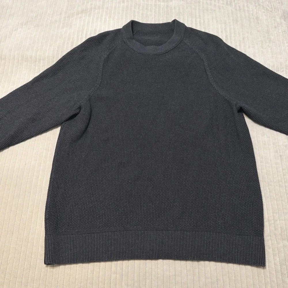 lululemon athletica pit 22